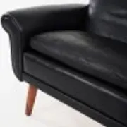Fauteuil en cuir noir, design danois, années 1970, production : Danemark