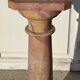 Ancienne colonne de présentation en marbre rose
