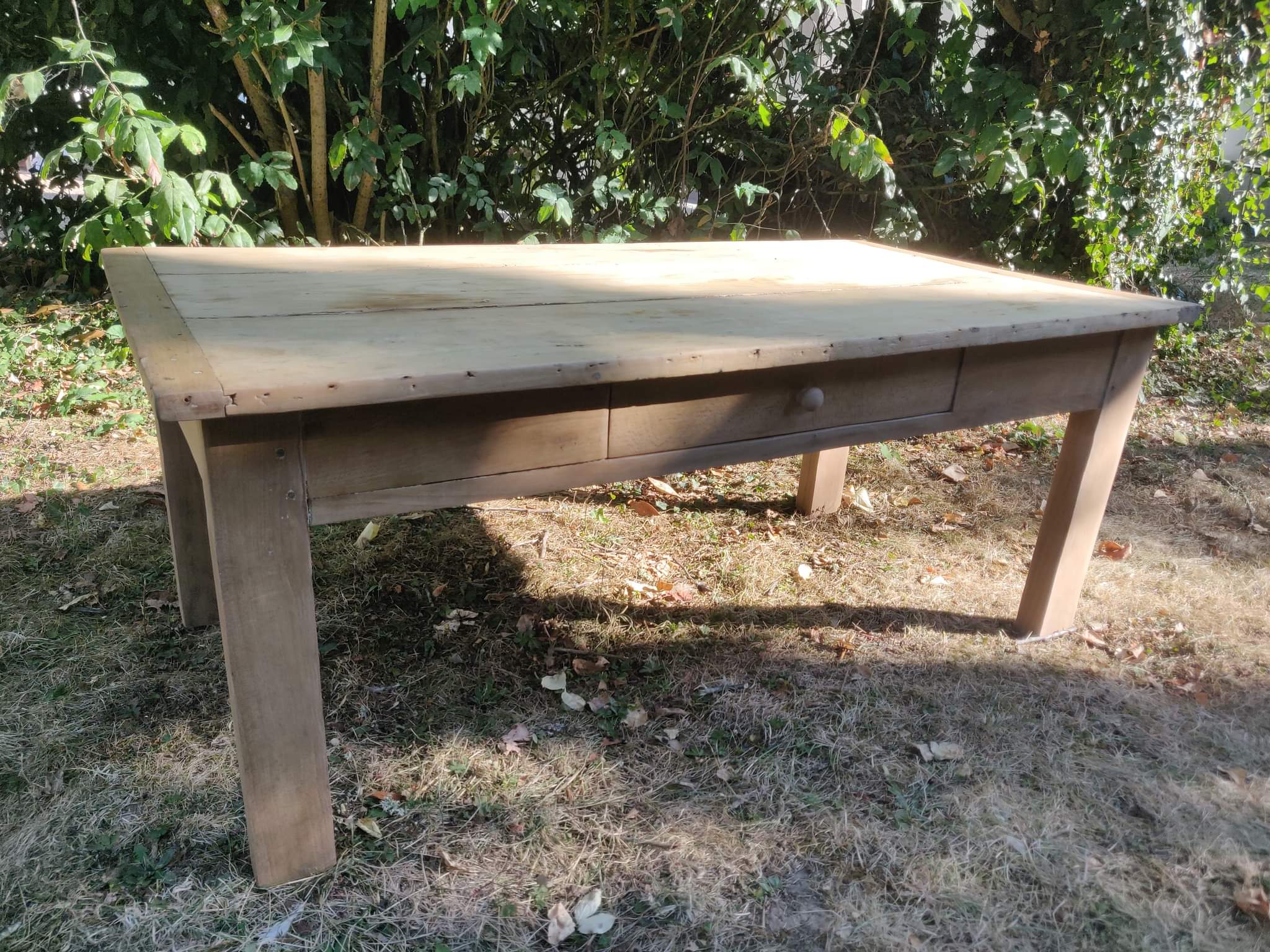 Old country coffee table