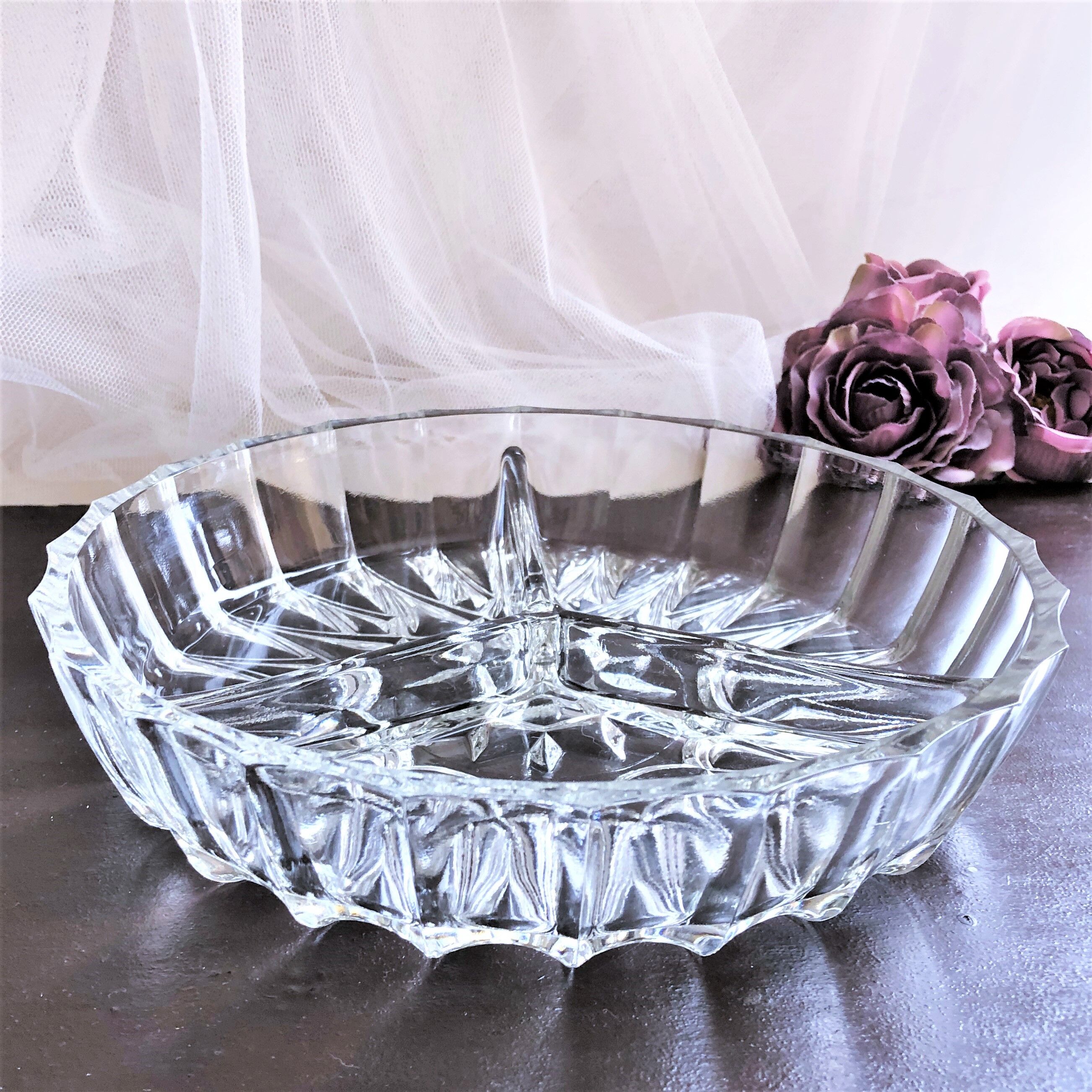 Serving dish called "beggar" with 3 compartments cut glass