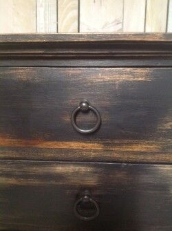 10-drawer chest of drawers