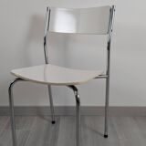 Modernist chair in chrome metal and white laminate, 1960s style.