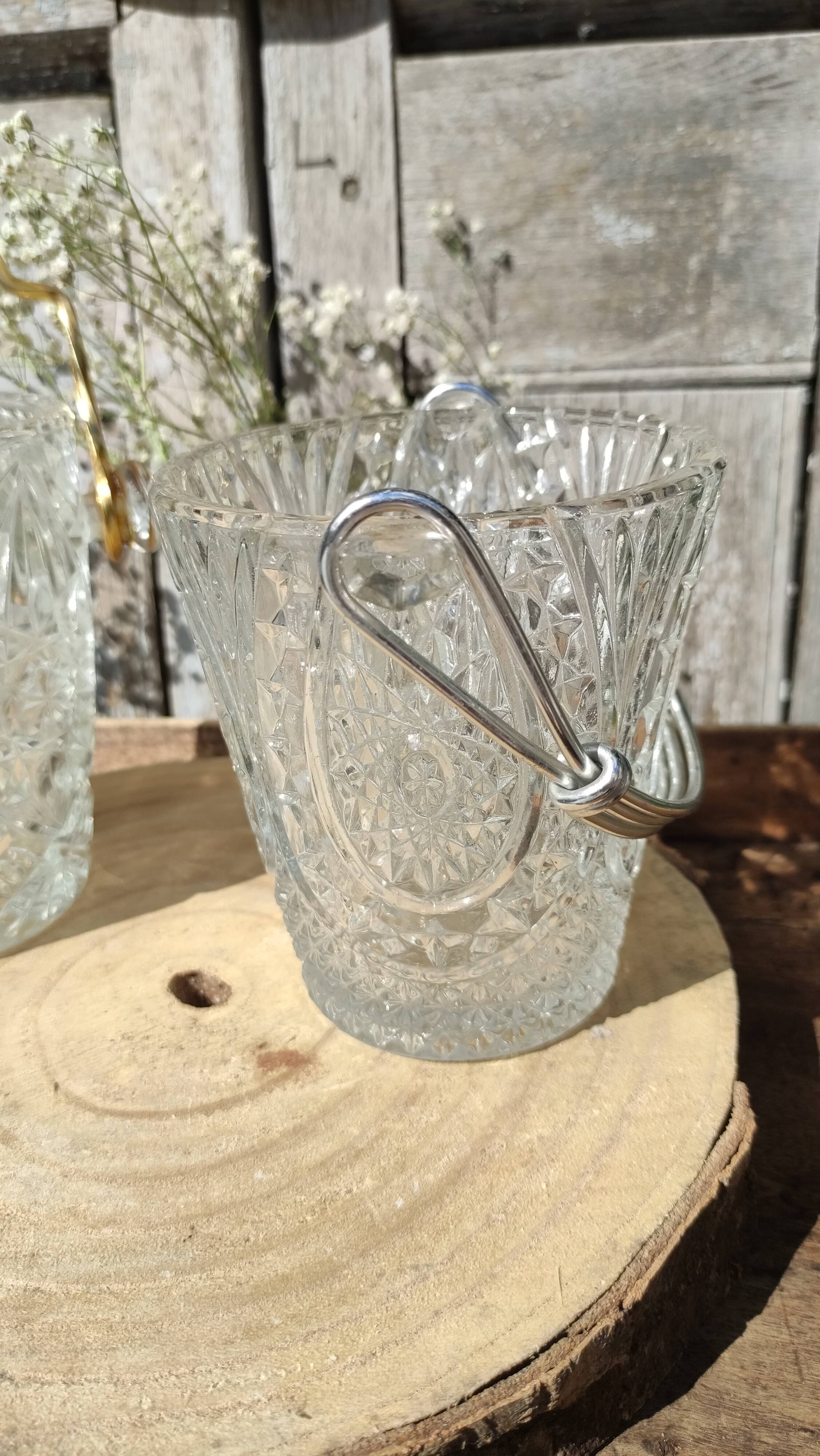 Seau à glace ou glaçons vintage en verre ciselé