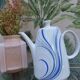 Ghillian teapot in porcelain