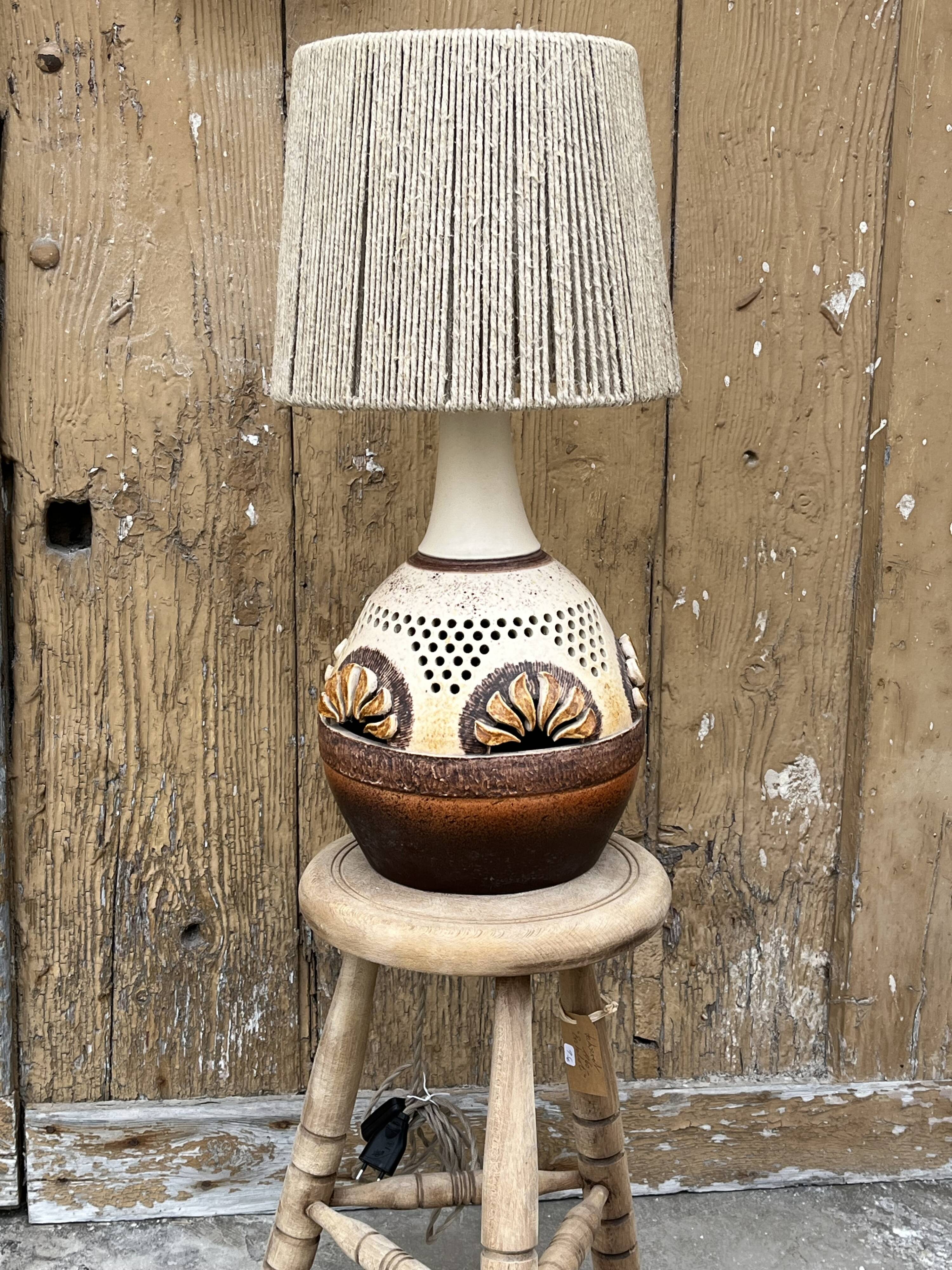 Scandinavian ceramic lamp