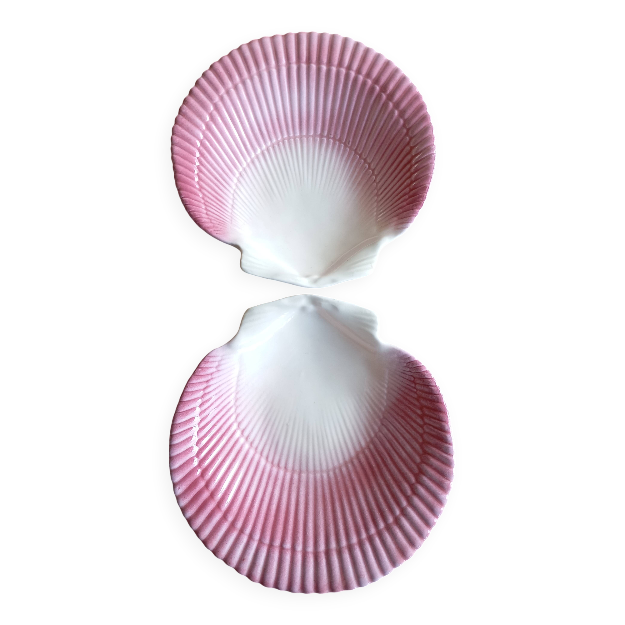 Shells for emptying pockets
