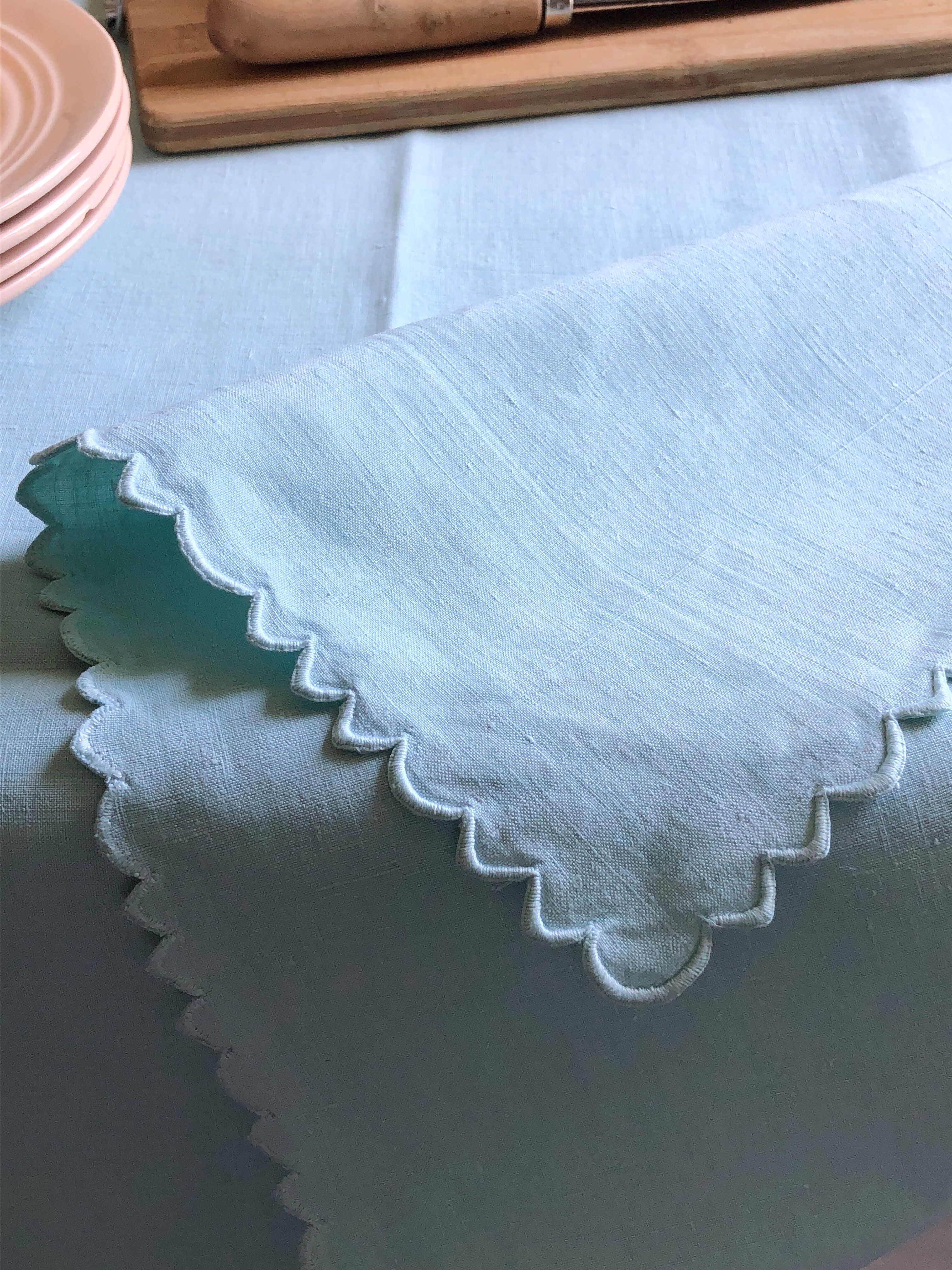 Tea cloth in pure linen aqua