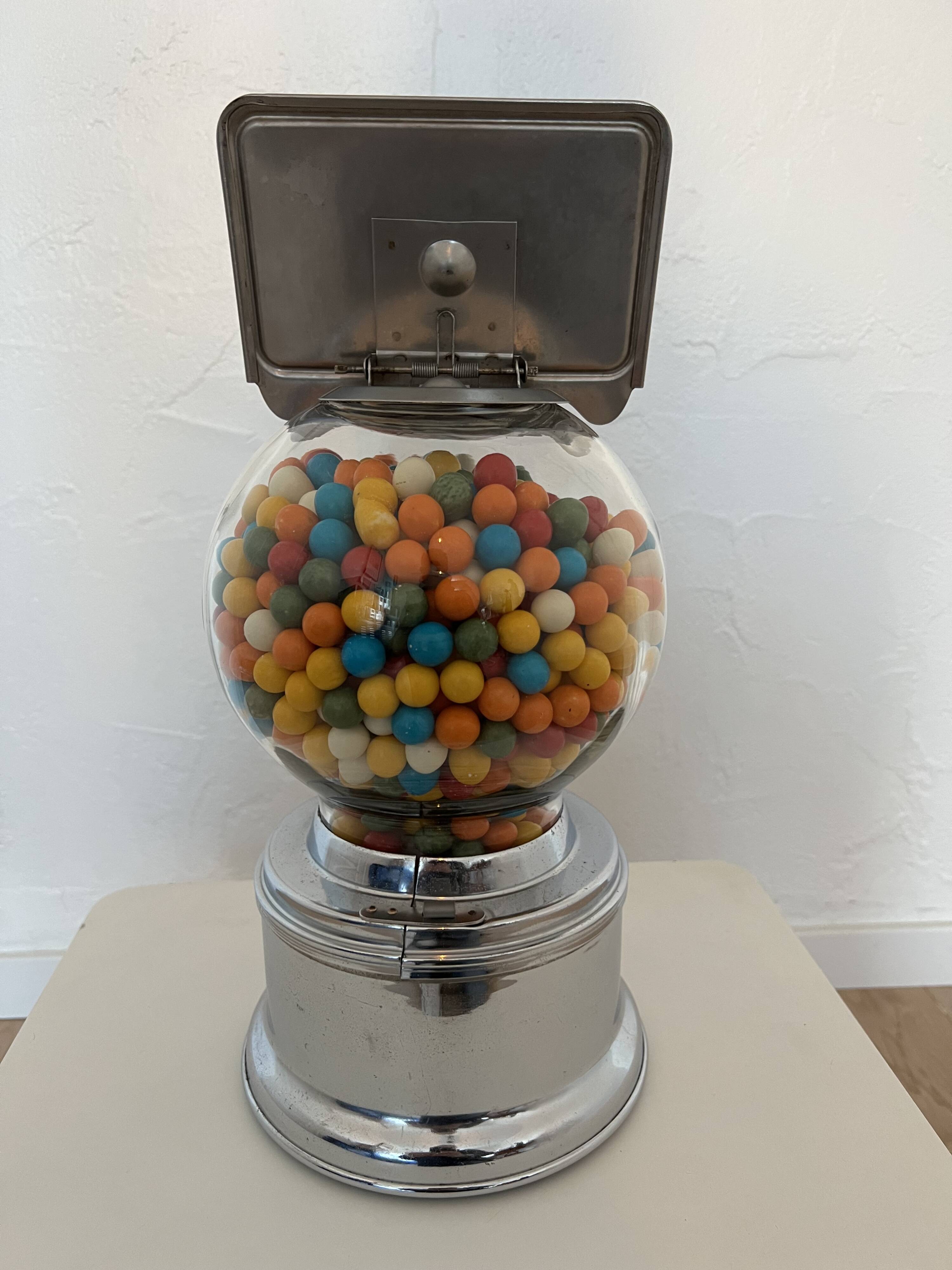 Ford gumball machine distributor US 50s Eames