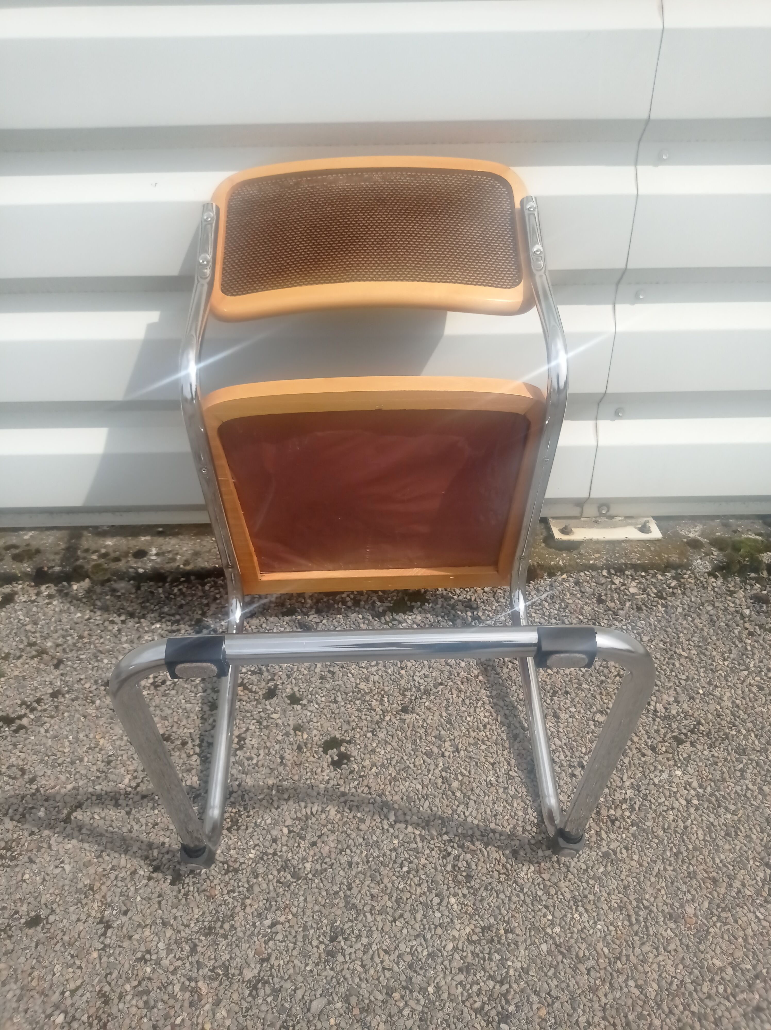 Series of 4 wooden chairs by Marcel in wood and fabric