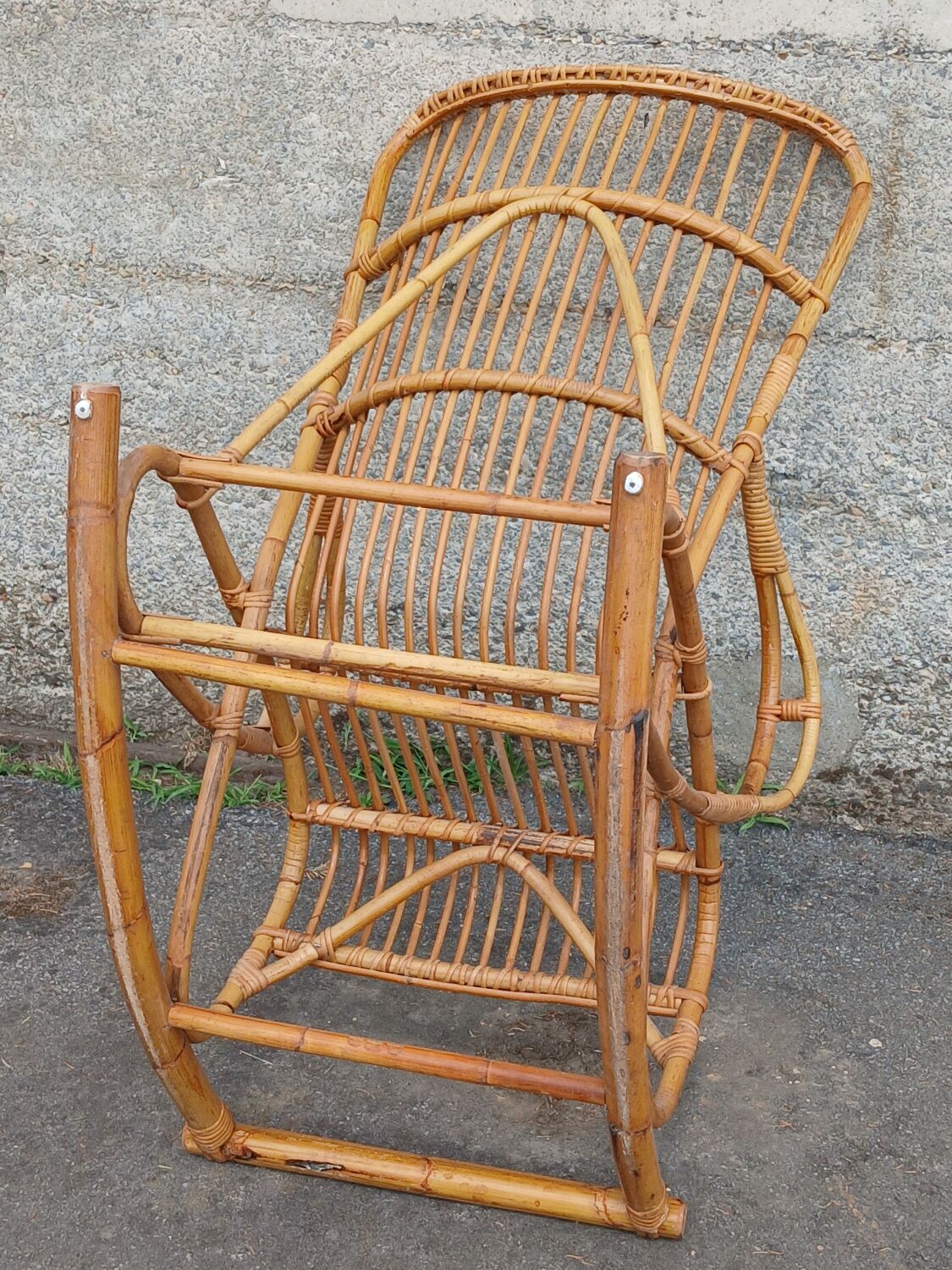 Rocking-chair en rotin , années 50/60