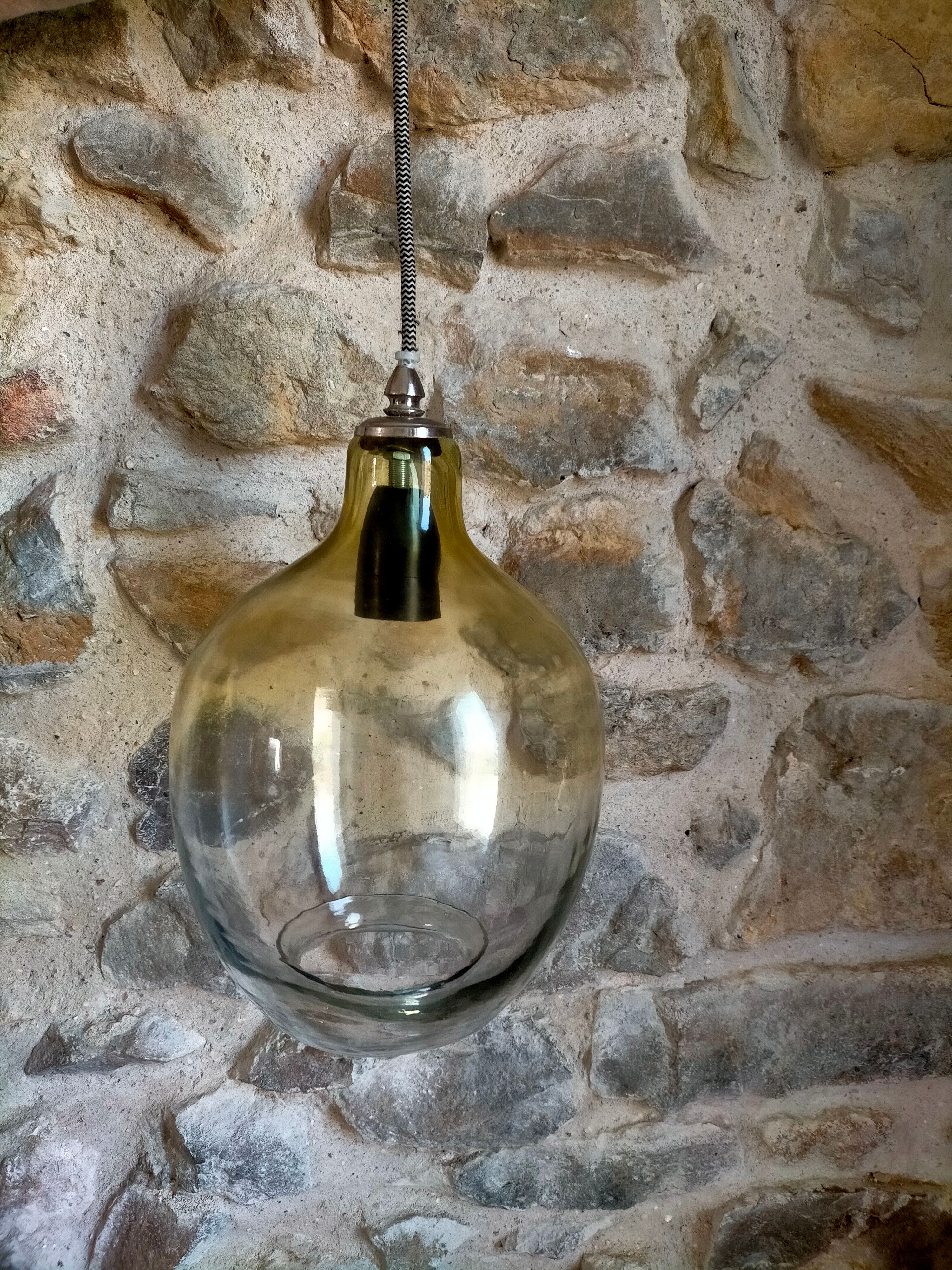 Glass suspension