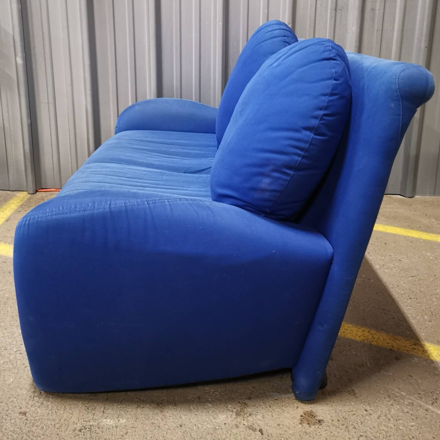 Sofa / Sofa "Times" by Toshiyuki Kita for Cassina