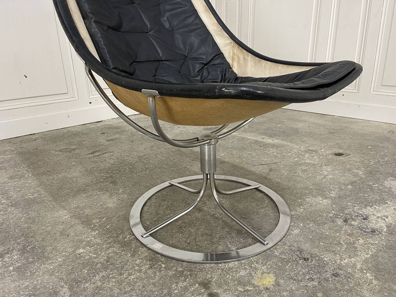 Jetson Vintage Leather Armchair