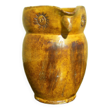Old owl pitcher