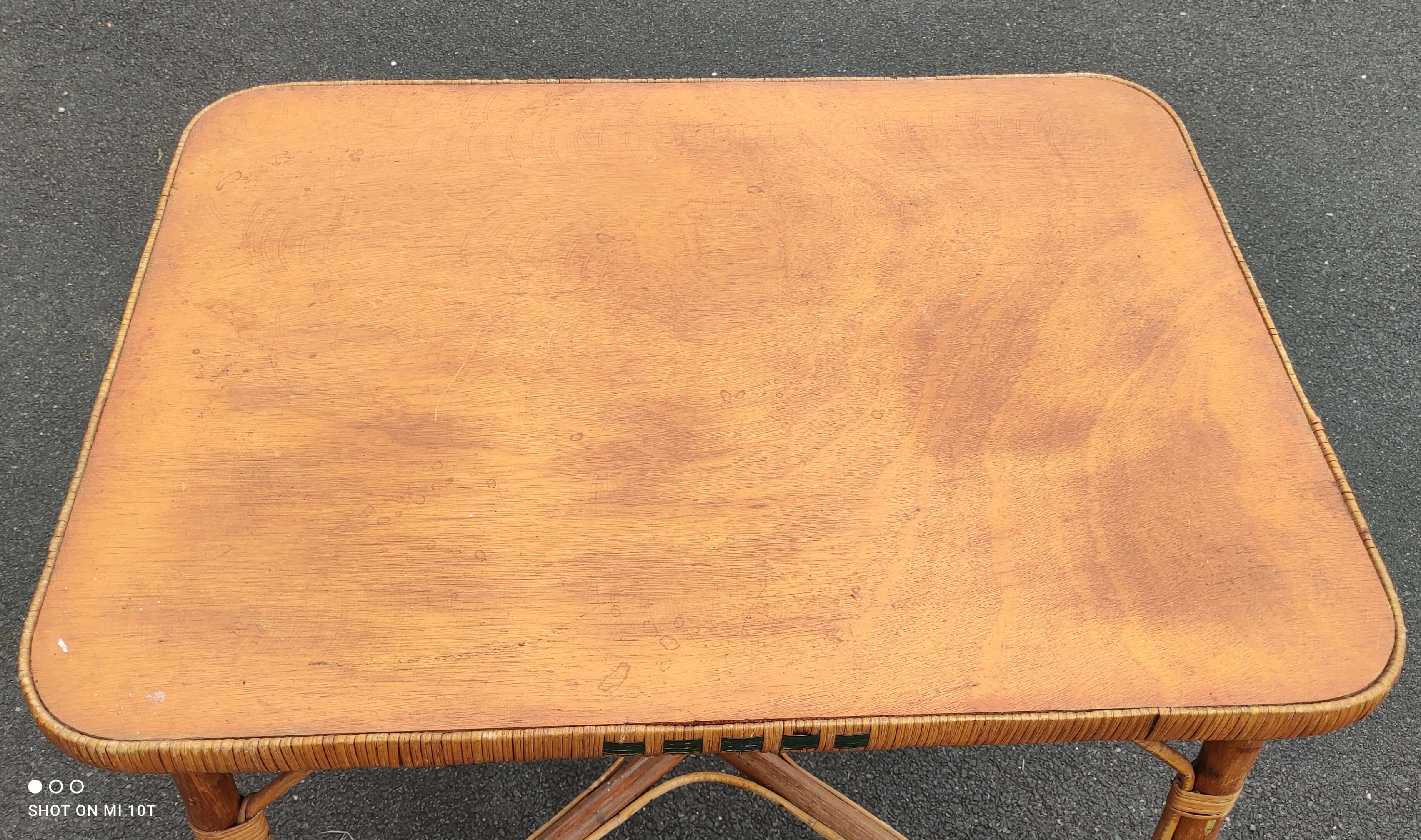 Table vintage en rotin