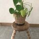 Tabouret tripode brut