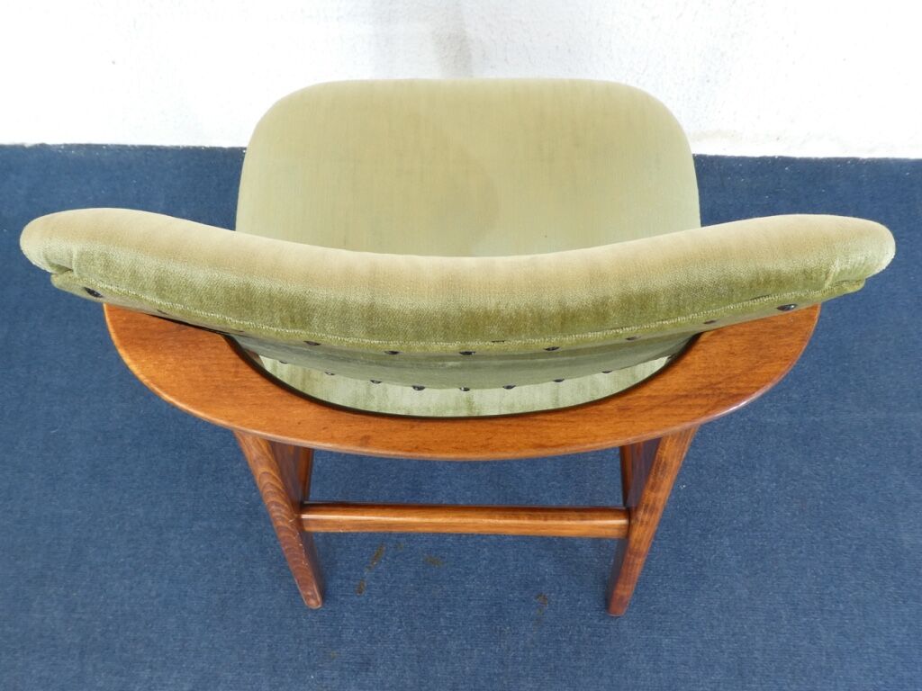 Pair of Scandinavian chairs, 50s