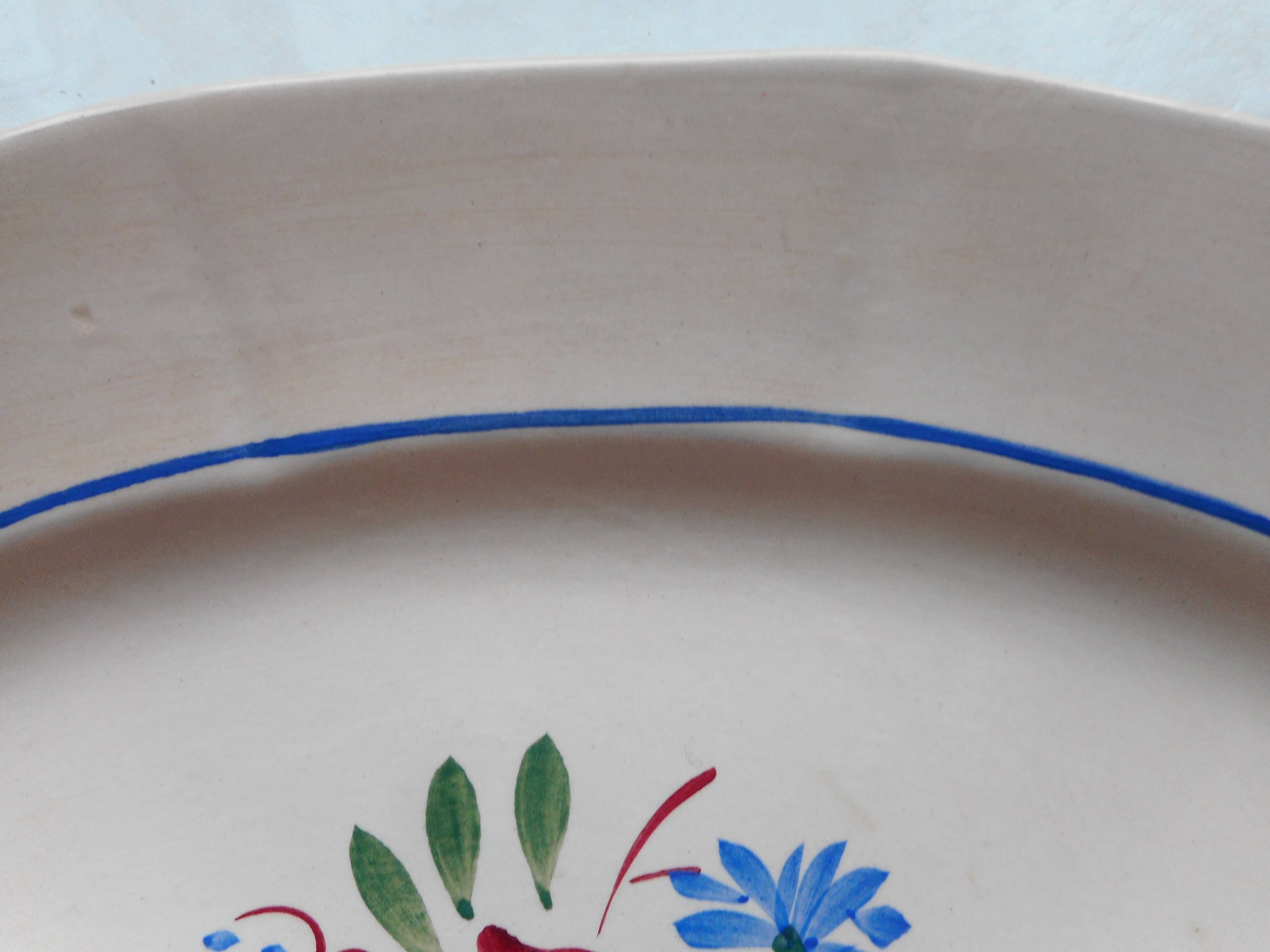 Plat ovale en faïence "Digoin"