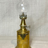 Pigeon lamp with its original globe