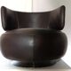 Fauteuil tournant CURL en cuir marron par Roche Bobois