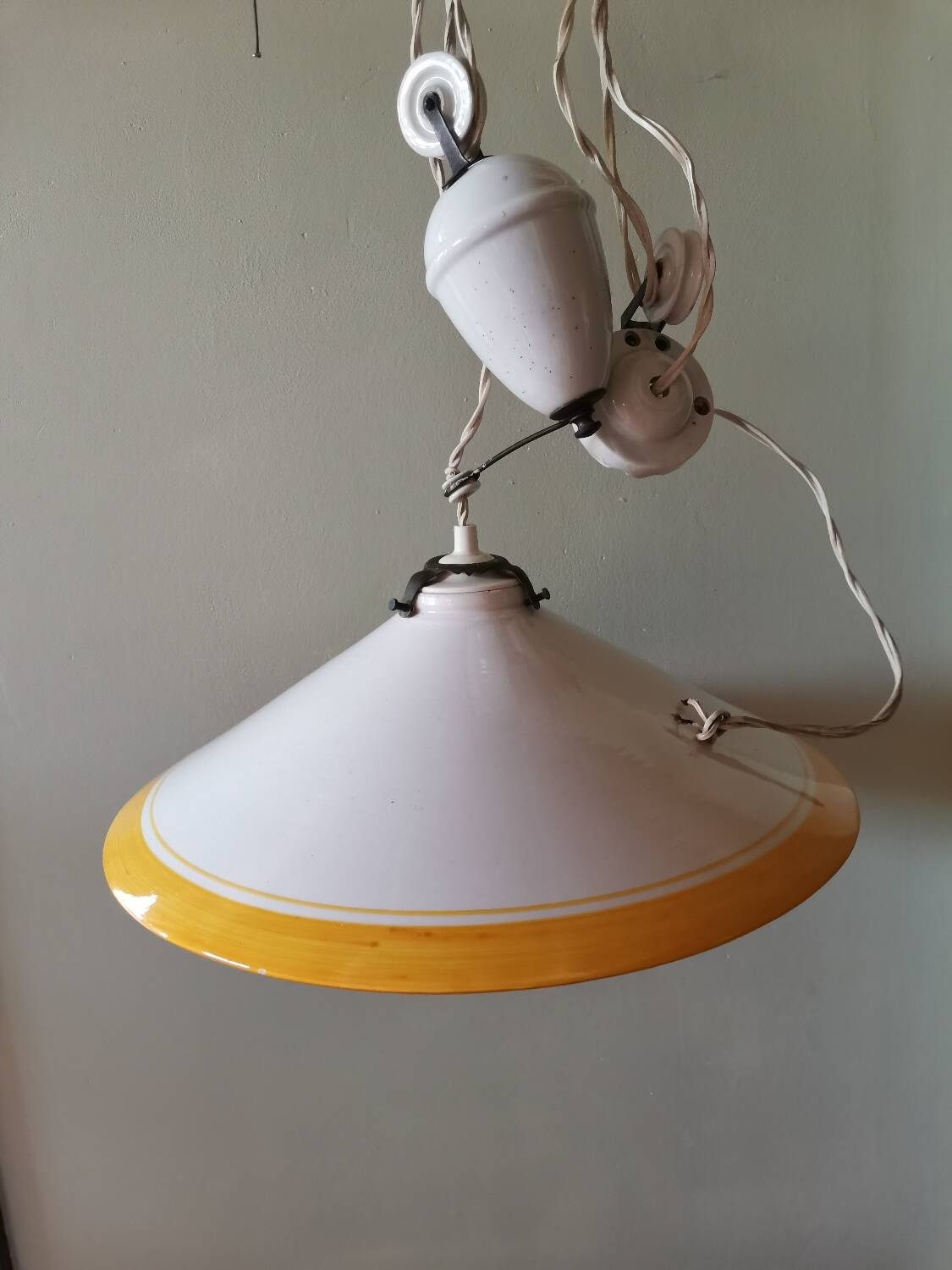 Supension vintage avec systeme céramique contrepoids électrique et griffe