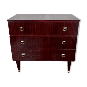 Commode vintage violette bordeaux