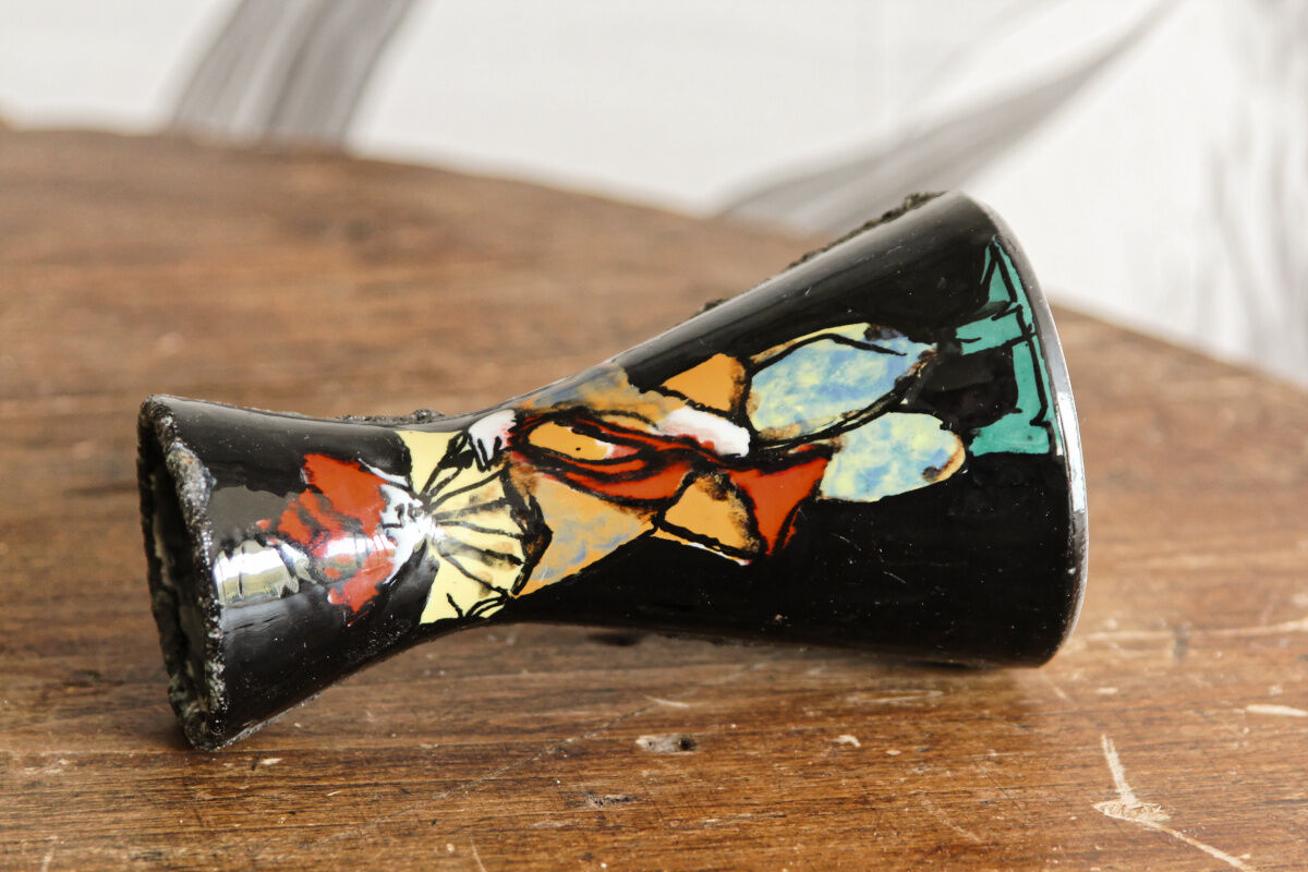 Pierrot diabolo vase, ceramics from San Marino