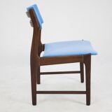A set of 4 teak dining chairs,