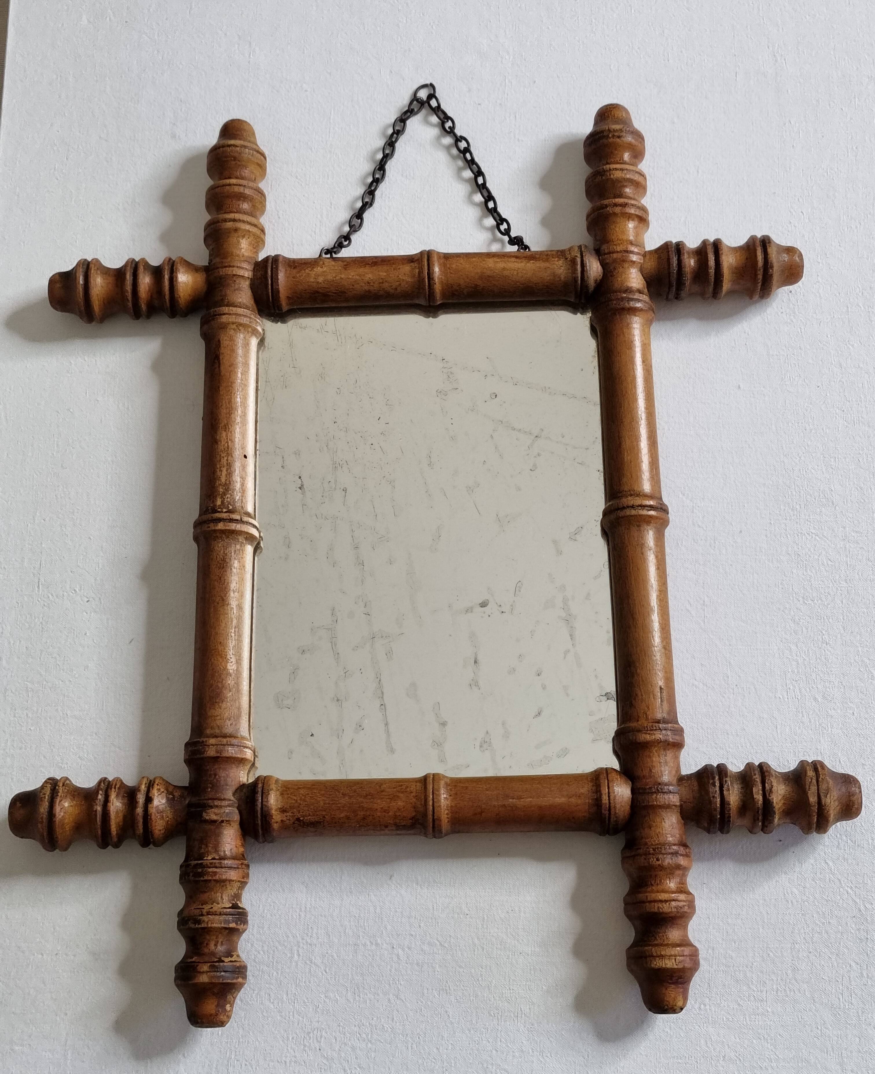 Small antique wall mirror in turned bamboo-style wood, 19th century, 38 x 32 cm