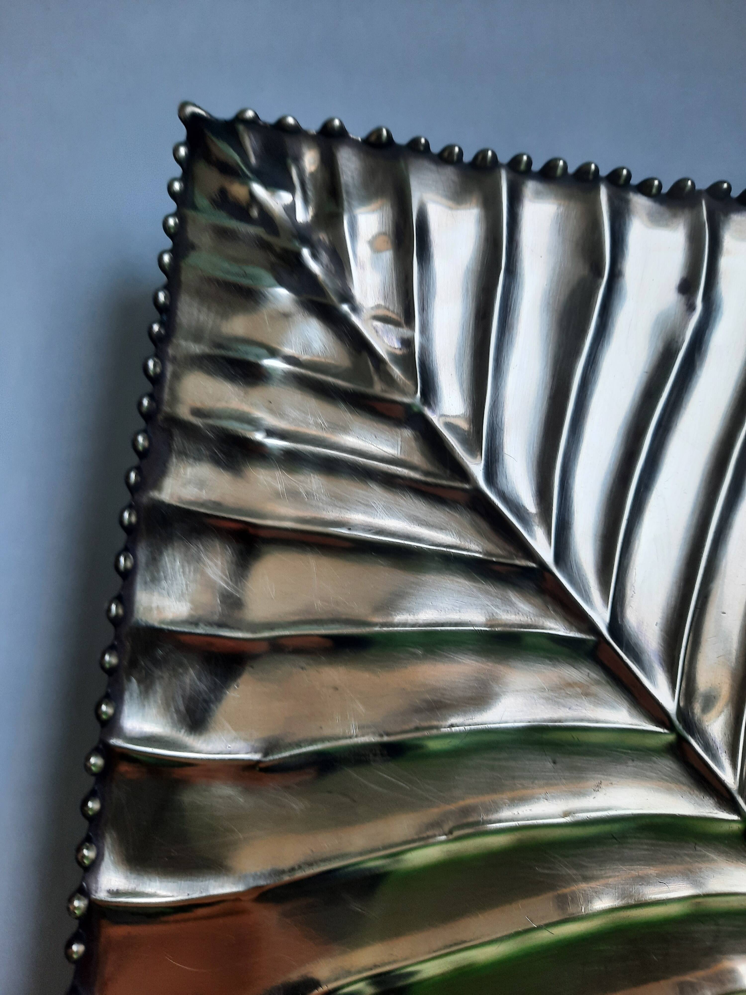 Large Brass Leaf Bowl Pocket Tray