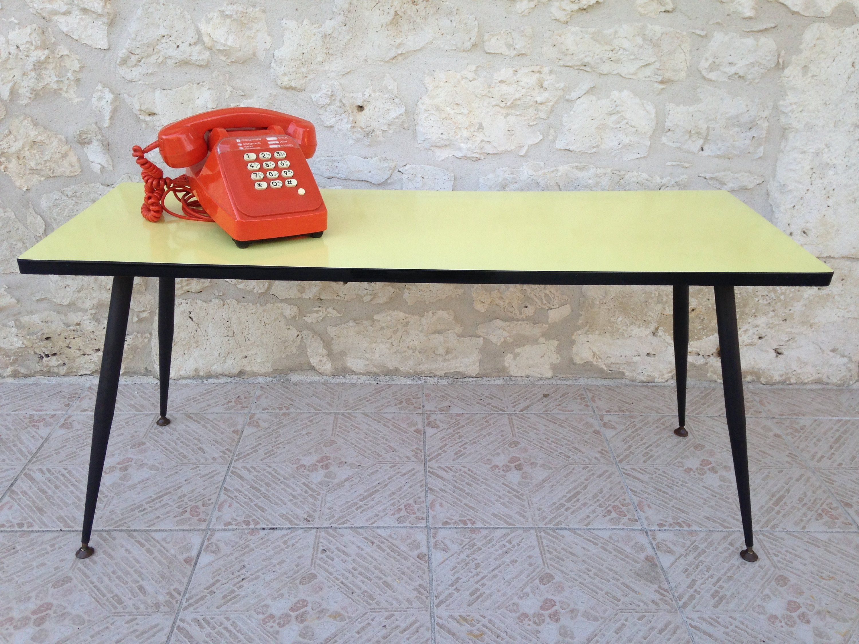Coffee table in formica years 60/70