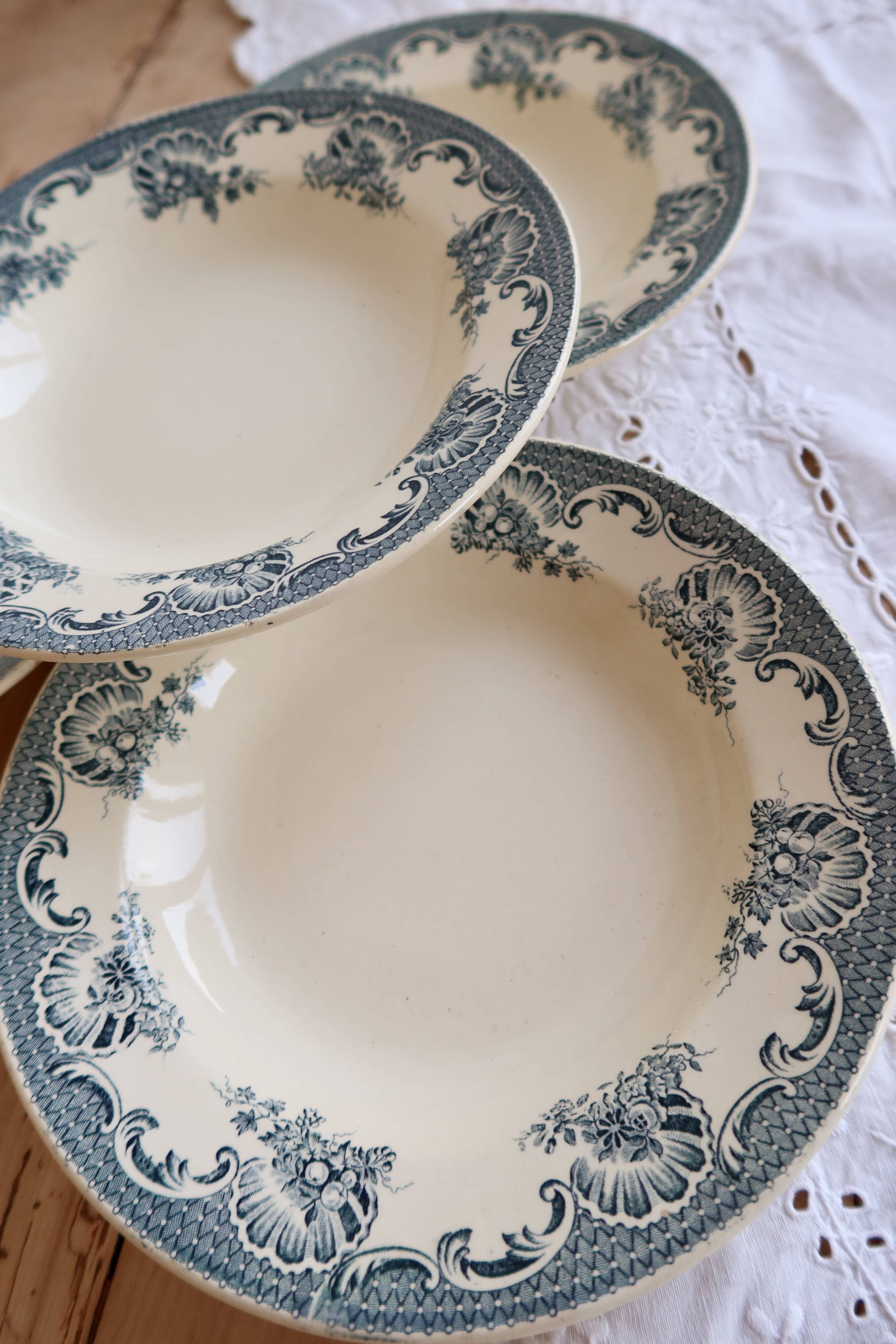 4 vintage Lavallière deep plates - Moulin des Loups