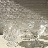 Set of 4 vintage cups