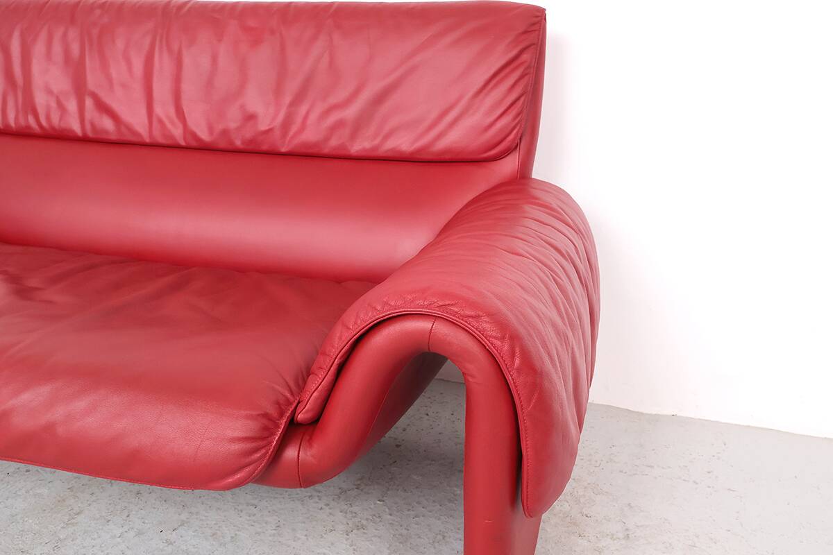 Canapé design en cuir rouge De Sede DS-2011, années 1990