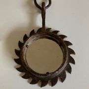 Miroir soleil brutaliste en fer battu 1970
