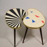 Side table, kidney-shaped, geometric pattern, three elegant legs, 50s style