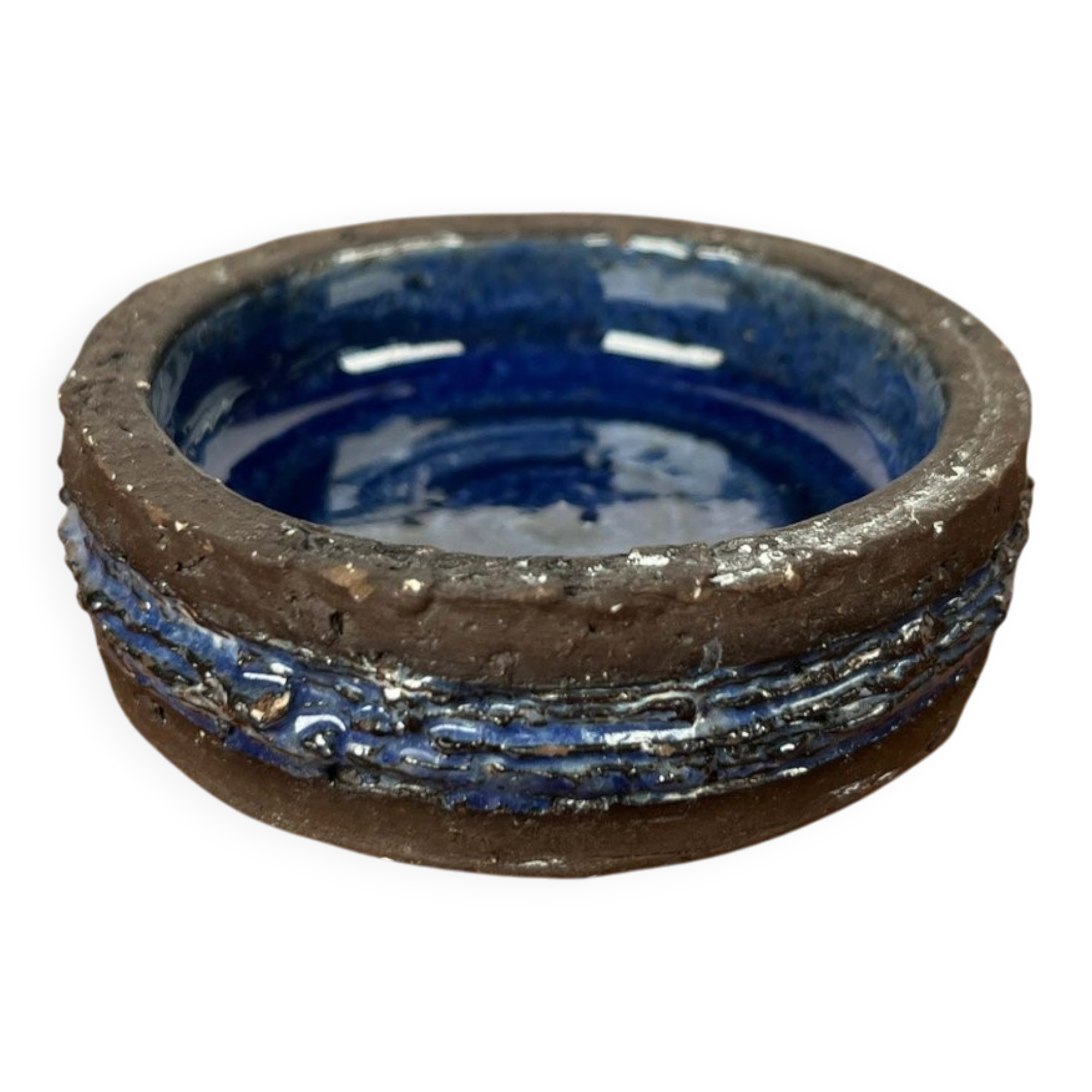 Danish studio pottery bowl from the mid-century by Robert Rob Bentsen, 1960s.