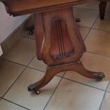 Table d'appoint en merisier