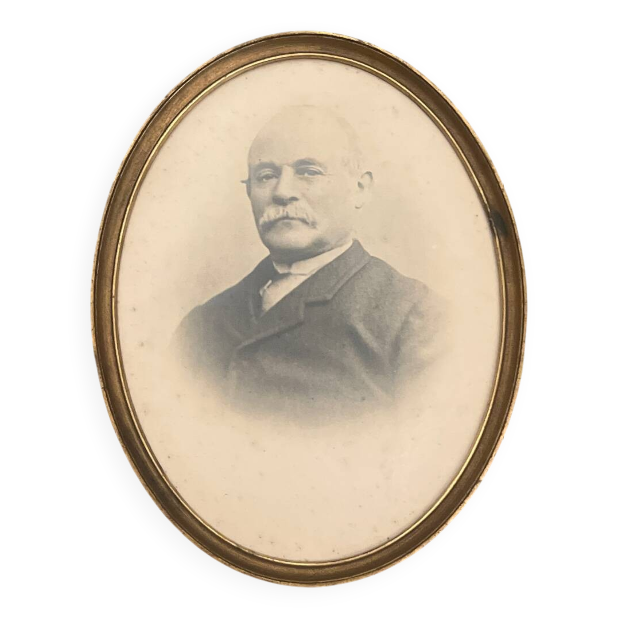 Old portrait of a man – Gilded oval frame (19th – early 20th century)