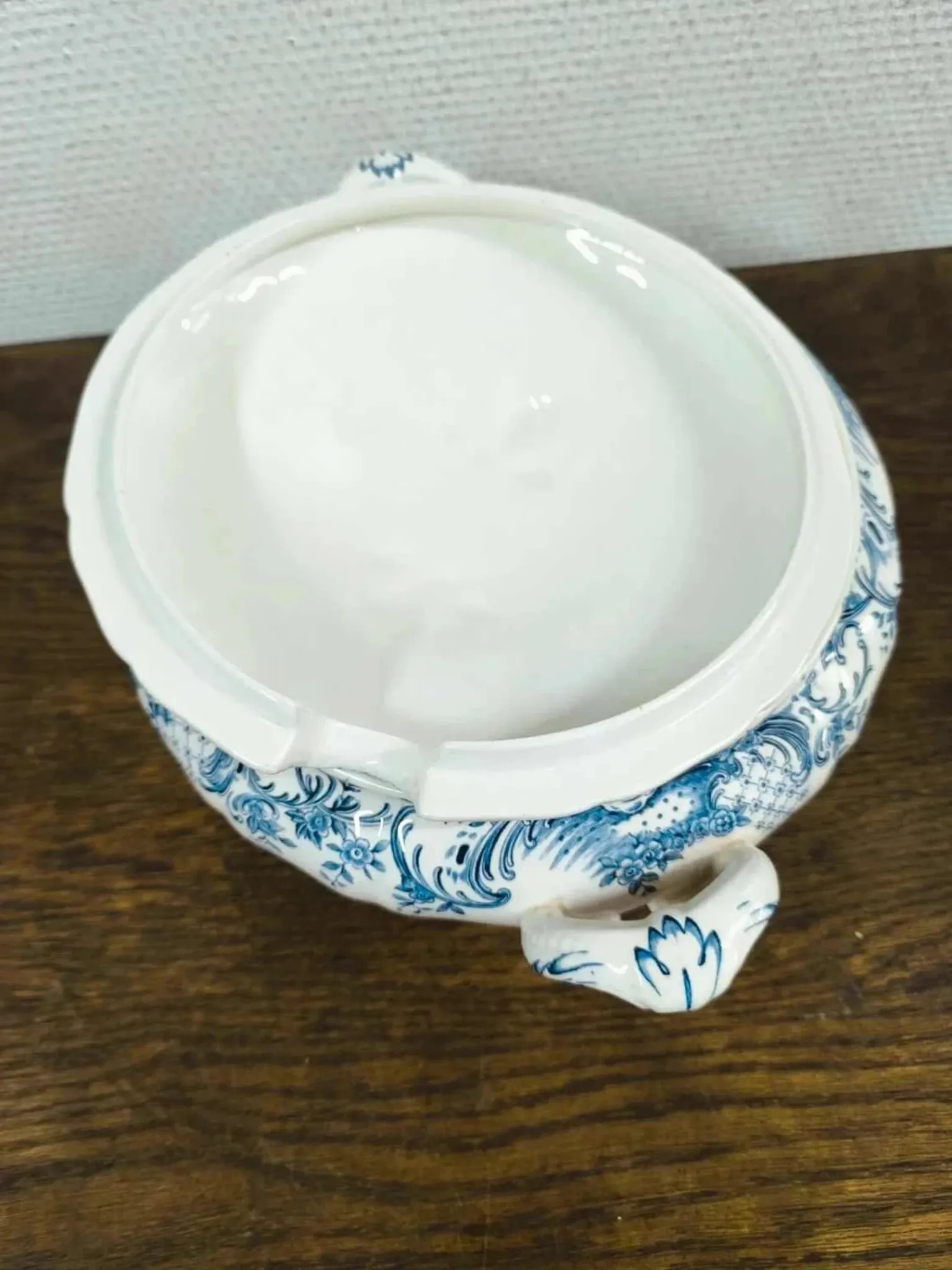 Large soup tureens Villeroy & Boch Valeria blue