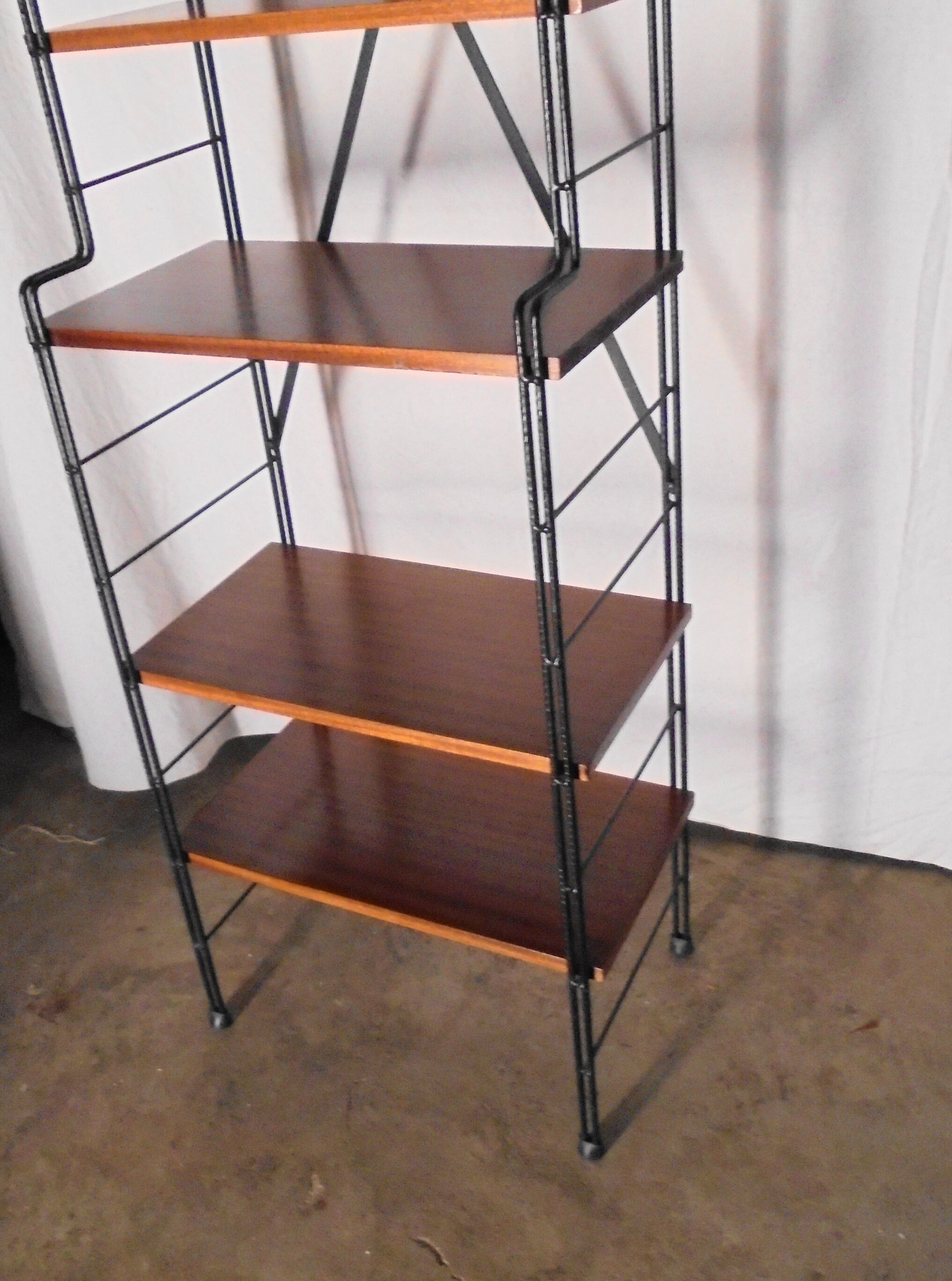 Modular string shelf from the 60s