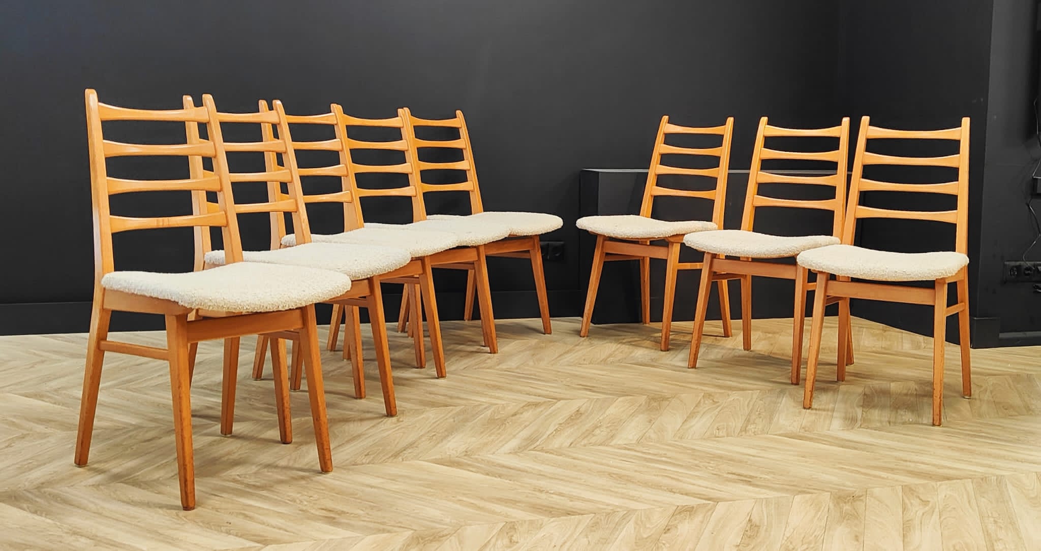 Set of 8 mid century dining table chairs vintage