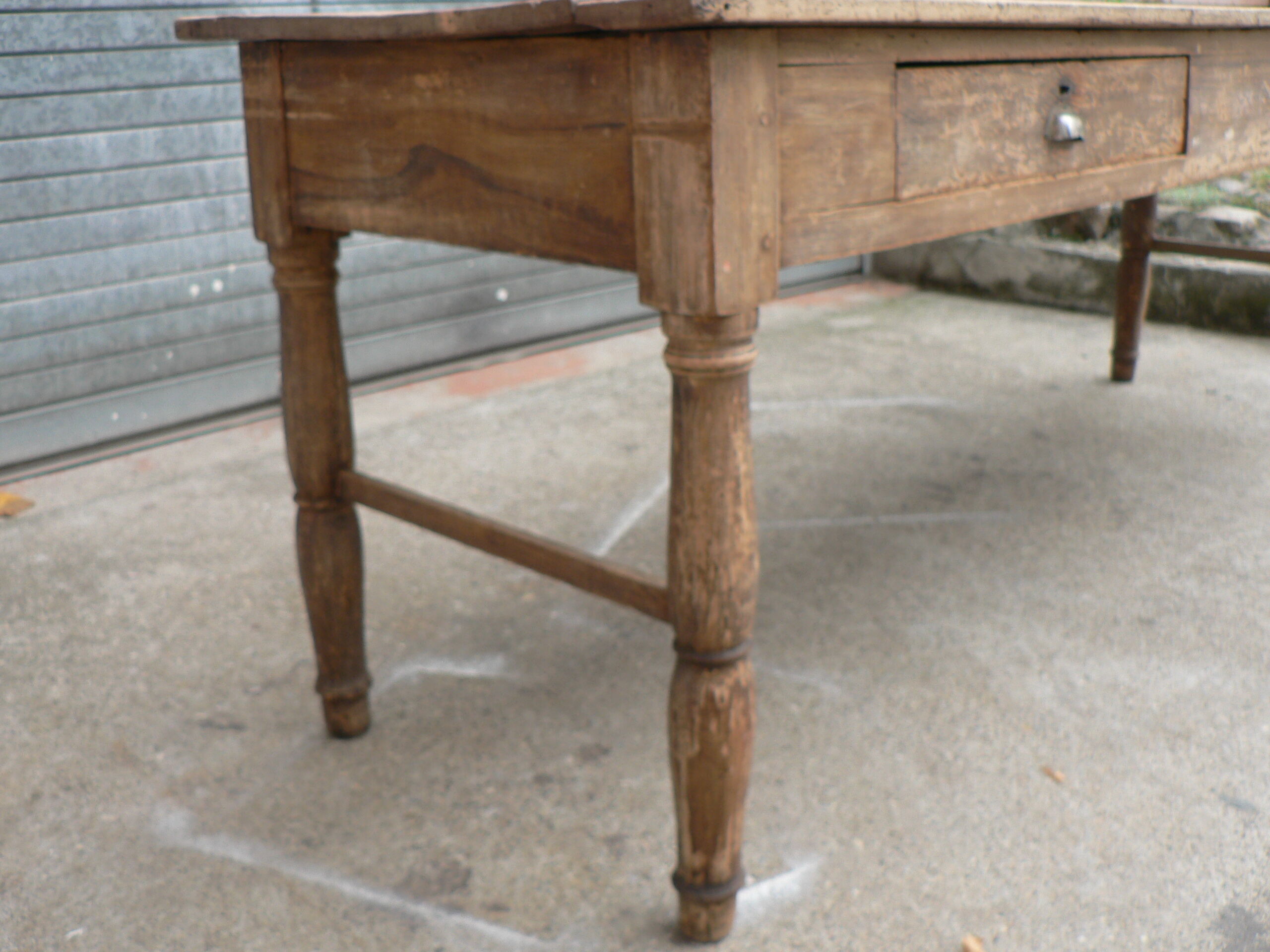Table de drapier patiné