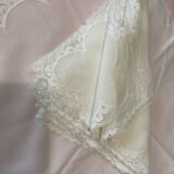 Napkins lined with lace