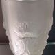 Vase Barolac tchèque moulé par Joseph Inwald en verre satin des années 30