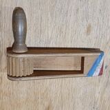 Crécelle en bois