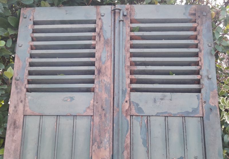 Pair of shutters oak parts with louvers 201,5x106cm