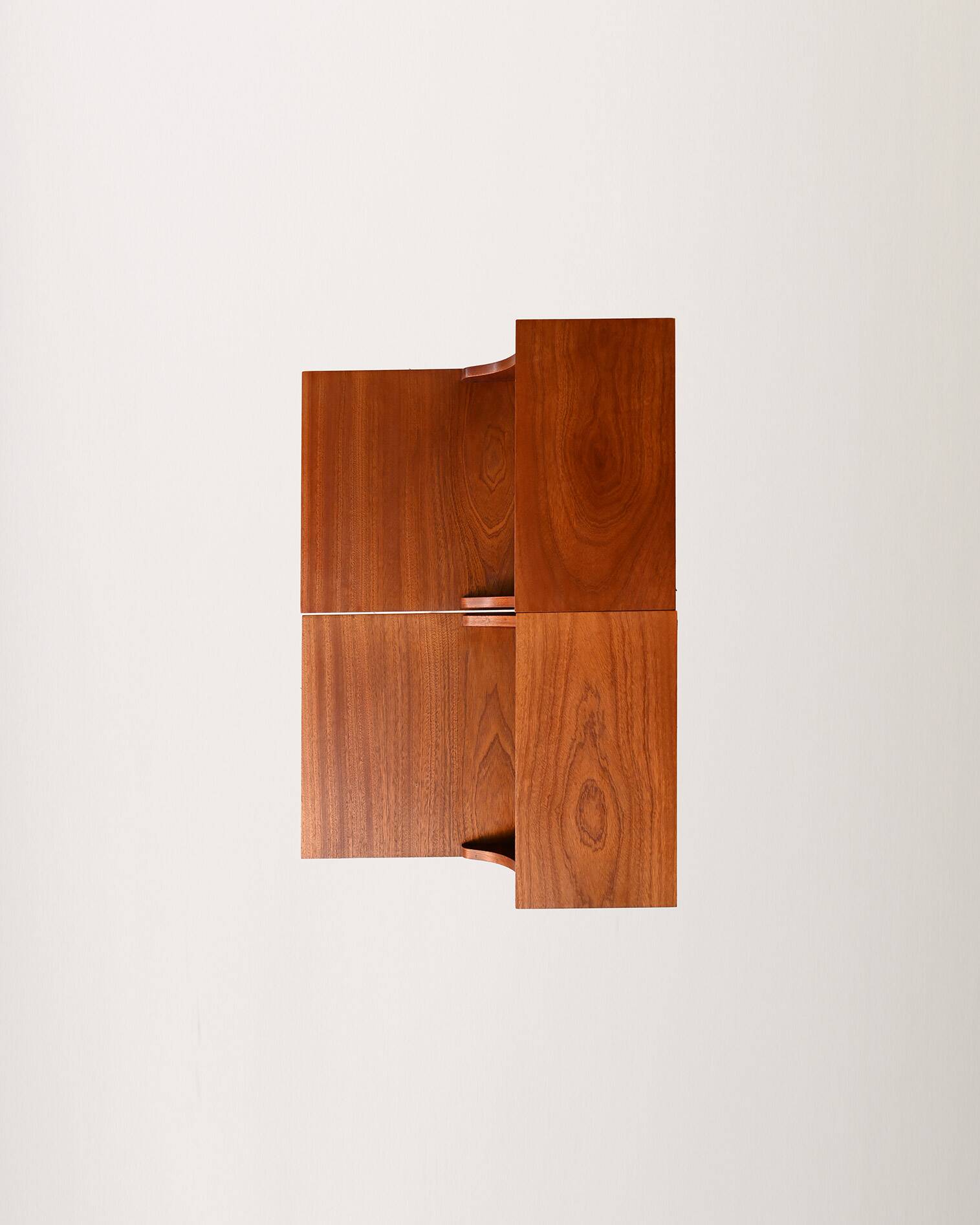 Paire de tables de chevet suédoises, années 1950