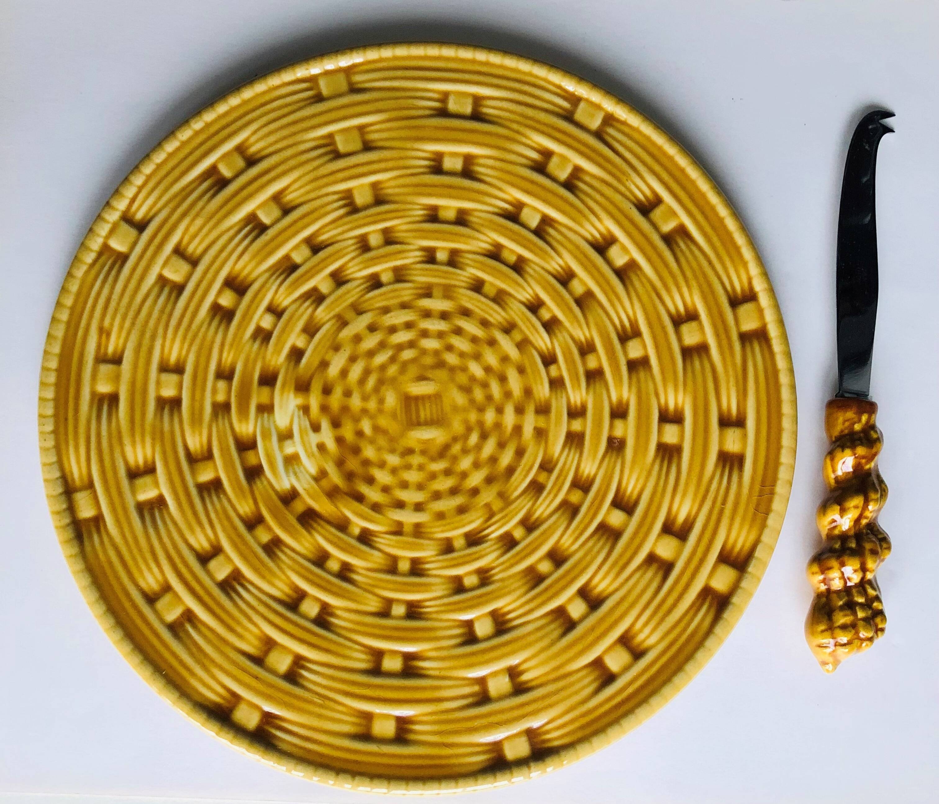 Ceramic cheese platter from Sarreguemines
