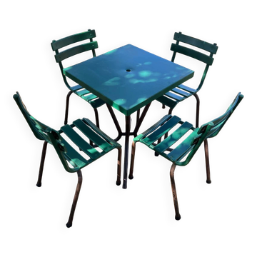 table et chaises bistrot